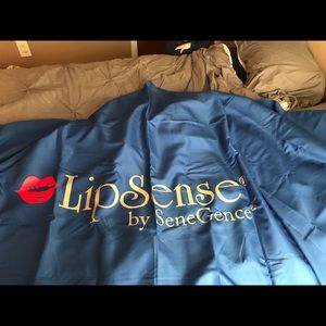 Lipsense by Senegence table cloth